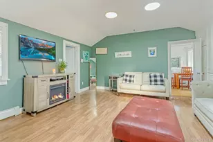 48920 Route 25, Southold, NY 11971 - Photo 4