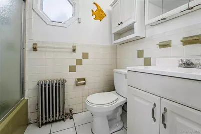 77 Duke Street, Deer Park, NY 11729 - Photo 8