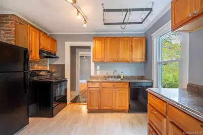 221 N Greeley Avenue, Chappaqua, NY 10514 - Photo 8