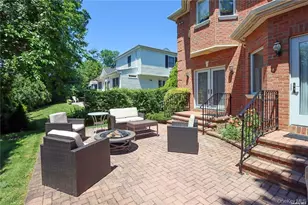 24 Steamboat Rd, Great Neck, NY 11024 - Photo 28