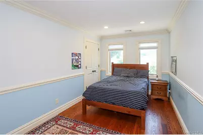 24 Steamboat Road, Great Neck, NY 11024 - Photo 20