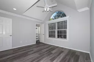 145 Horizon View Dr, Farmingville, NY 11738 - Photo 12