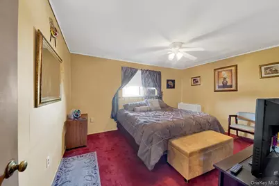 75 Capt Shankey Drive, Garnerville, NY 10923 - Photo 8