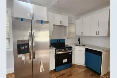 330 Taylor Avenue, Bronx, NY 10473 - Photo 6