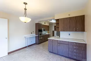 80-11 190th St, Jamaica, NY 11423 - Photo 8