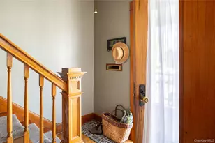 531 Washington St, Hudson, NY 12534 - Photo 4