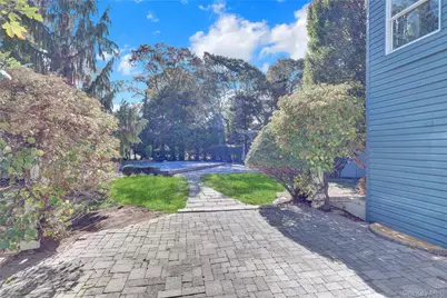 34 Woodberry Road, Patchogue, NY 11772 - Photo 22