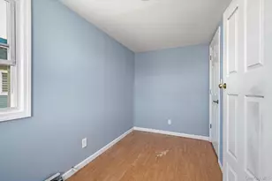 119 Lincoln Ave, Roosevelt, NY 11575 - Photo 16