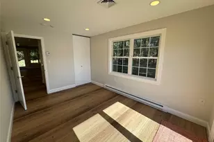 280 Berwick Ct, Ridge, NY 11961 - Photo 8