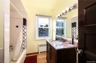 38 Park Ave, White Plains, NY 10603 - Photo 18