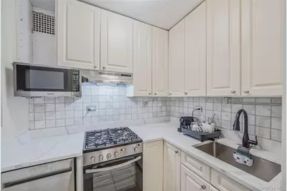 460 E 79th Street #12C, New York, NY 10075 - Photo 6