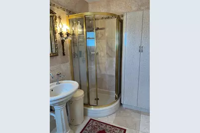 429 E Park Avenue #2nd Floor, Long Beach, NY 11561 - Photo 22