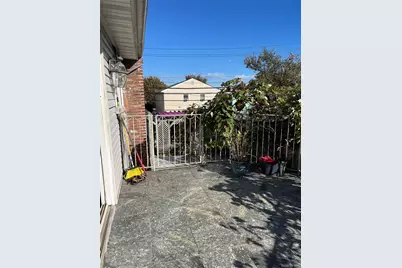 429 E Park Avenue, Long Beach, NY 11561 - Photo 6