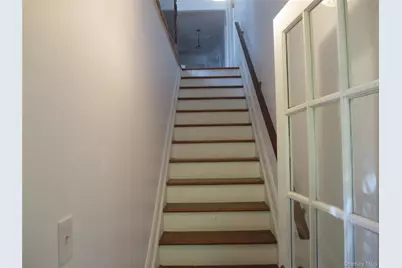 429 E Park Avenue #2nd Floor, Long Beach, NY 11561 - Photo 4