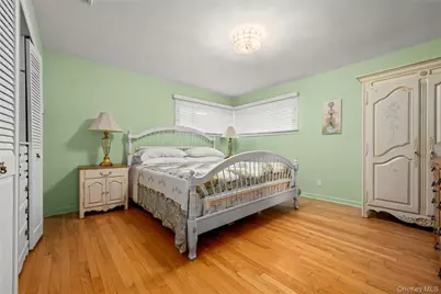 2860 Lenox Road, Oceanside, NY 11572 - Photo 4