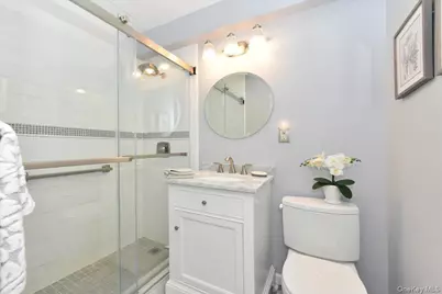 60 Hempstead Avenue #1H, Lynbrook, NY 11563 - Photo 18