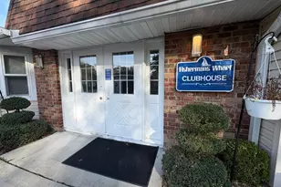 204 Millard Ave, West Babylon, NY 11704 - Photo 14