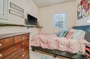 28 Winfield Davis Dr, Coram, NY 11727 - Photo 26