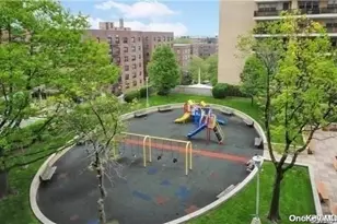 102-10 66th Rd, Forest Hills, NY 11375 - Photo 14