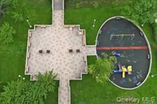 102-10 66th Rd, Forest Hills, NY 11375 - Photo 14