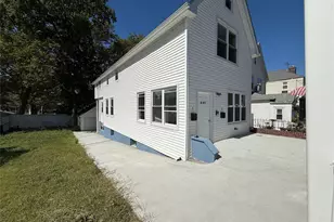 831 Swinton Ave, Bronx, NY 10465 - Photo 2