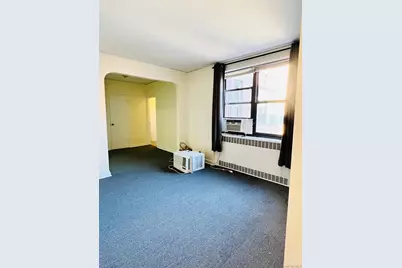 67-35 Yellowstone Boulevard #7E, Forest Hills, NY 11375 - Photo 8