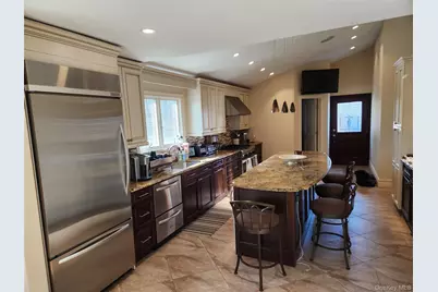 10 Foxwood Lane, Thornwood, NY 10594 - Photo 4