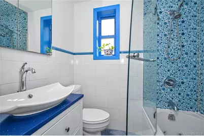 189-23 39th Avenue #122, Flushing, NY 11358 - Photo 6