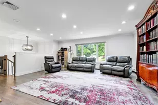 26 Ellington Way, Spring Valley, NY 10977 - Photo 4