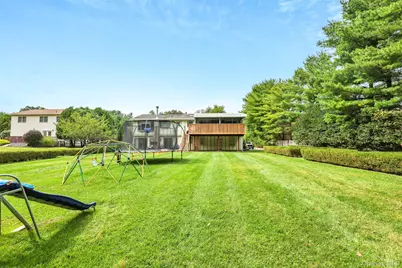 26 Ellington Way, Spring Valley, NY 10977 - Photo 32