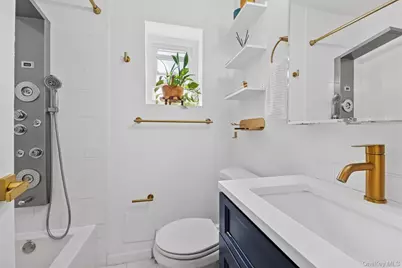 147-35 Village Road #35B, Briarwood, NY 11435 - Photo 6