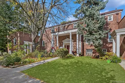 147-35 Village Road #35B, Briarwood, NY 11435 - Photo 18