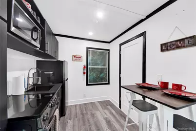 51 S Shore Drive, Middletown, NY 10940 - Photo 6