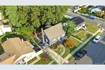 111 Sherbrooke Road, West Babylon, NY 11704 - Photo 2