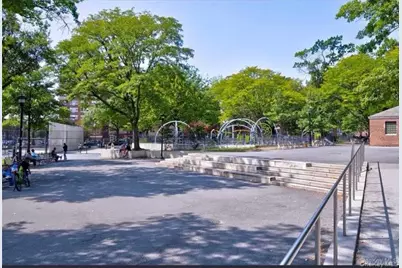 83-30 Vietor Avenue #617, Elmhurst, NY 11373 - Photo 8