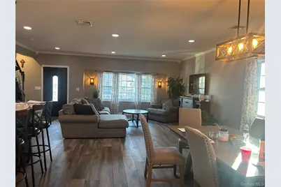 313 Lexington Avenue, West Babylon, NY 11704 - Photo 4