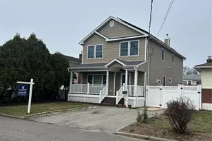 313 Lexington Ave, West Babylon, NY 11704 - Photo 2