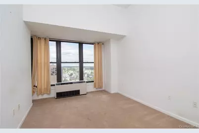 100 New Roc City Place #206, New Rochelle, NY 10801 - Photo 8