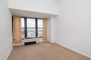 100 New Roc City Pl, New Rochelle, NY 10801 - Photo 8