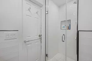 2994 Lonni Ln, Merrick, NY 11566 - Photo 18