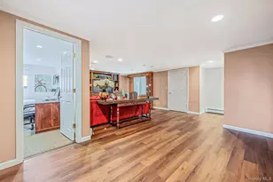 2994 Lonni Ln, Merrick, NY 11566 - Photo 24