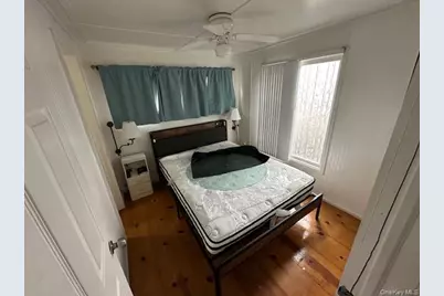 187 Holly Walk, Cherry Grove, NY 11782 - Photo 8