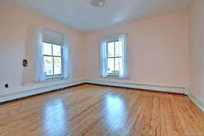 214 Foster Avenue, Sayville, NY 11782 - Photo 18