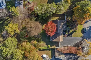 5 Torrey Pine Ln, Medford, NY 11763 - Photo 28