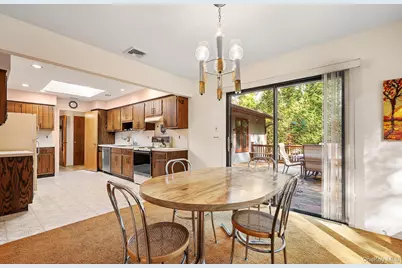 33 Sherwood Lane, East Hampton, NY 11937 - Photo 10