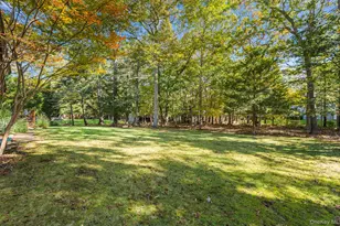 33 Sherwood Ln, East Hampton, NY 11937 - Photo 24