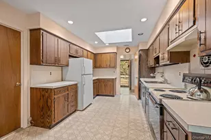 33 Sherwood Ln, East Hampton, NY 11937 - Photo 8