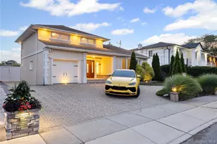 3066 Ann St, Baldwin, NY 11510 - Photo 2