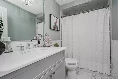 35 Savona Court, New York, NY 10309 - Photo 40