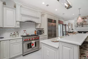 35 Savona Ct, New York, NY 10309 - Photo 16